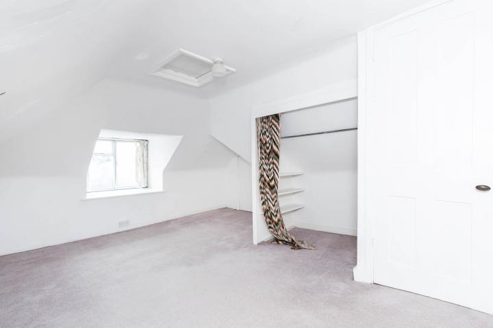 Unique Detached House Totteridge Common, Totteridge